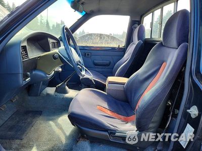 Zdjęcie 7 z 12 samochodu: 1994 TOYOTA PICKUP 1/2 TON SHORT WHEELBASE VIN:JT4RN81A4R5198290 - miniatura