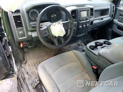 Zdjęcie 8 z 13 samochodu: 2014 RAM 1500 ST VIN:3C6JR7AT7EG305419 - miniatura