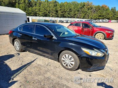 Czwarte zdjęcie samochodu z boku: 2016 NISSAN ALTIMA 2.5 S VIN:1N4AL3AP9GC180876 - miniatura