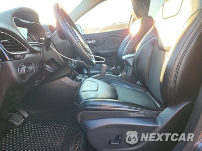 Zdjęcie 7 z 13 samochodu: 2019 JEEP CHEROKEE LATITUDE PLUS VIN:1C4PJMLBXKD391038 - miniatura