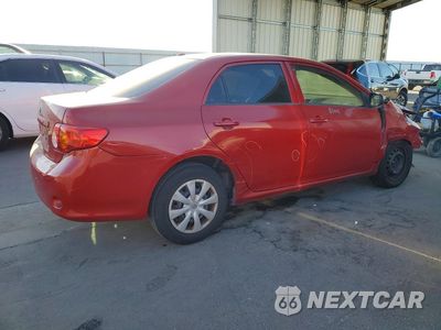 Trzecie zdjęcie samochodu z tyłu: 2010 TOYOTA COROLLA BASE VIN:1NXBU4EE1AZ211660 - miniatura