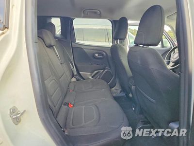 Zdjęcie 11 z 14 samochodu: 2019 JEEP RENEGADE LATITUDE VIN:ZACNJBB15KPK81310 - miniatura