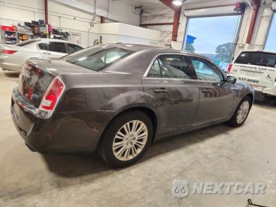 Trzecie zdjęcie samochodu z tyłu: 2014 CHRYSLER 300 VIN:2C3CCARG9EH328003 - miniatura