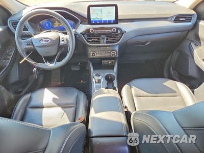 Zdjęcie 8 z 13 samochodu: 2020 FORD ESCAPE SE SPORT VIN:1FMCU9BZ6LUC55570 - miniatura
