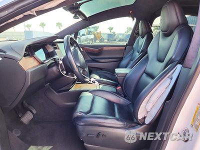 Zdjęcie 7 z 12 samochodu: 2021 TESLA MODEL X VIN:5YJXCDE24MF320498 - miniatura