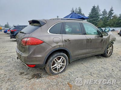 Trzecie zdjęcie samochodu z tyłu: 2011 PORSCHE CAYENNE VIN:WP1AA2A25BLA05482 - miniatura