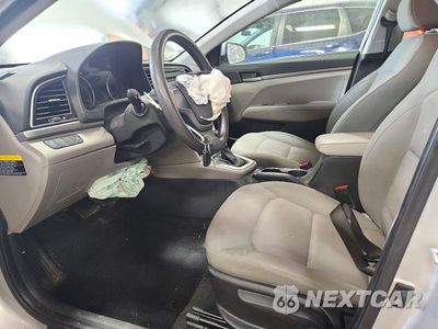 Zdjęcie 7 z 12 samochodu: 2017 HYUNDAI ELANTRA SE VIN:KMHD74LF7HU123413 - miniatura