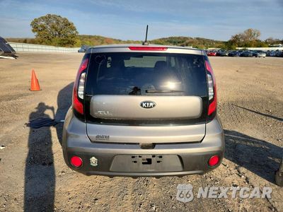 Zdjęcie 6 z 14 samochodu: 2018 KIA SOUL BASE VIN:KNDJN2A25J7558906 - miniatura