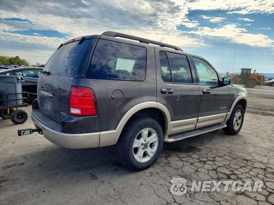 Trzecie zdjęcie samochodu z tyłu: 2005 FORD EXPLORER EDDIE BAUER VIN:1FMDU74K15UB49667 - miniatura