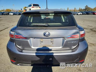 Zdjęcie 6 z 13 samochodu: 2013 LEXUS CT 200 VIN:JTHKD5BH5D2153074 - miniatura