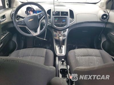 Zdjęcie 8 z 12 samochodu: 2013 CHEVROLET SONIC LT VIN:1G1JC5SH3D4186877 - miniatura