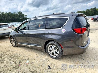 Drugie zdjęcie samochodu z przodu: 2017 CHRYSLER PACIFICA TOURING L VIN:2C4RC1BG9HR534338 - miniatura