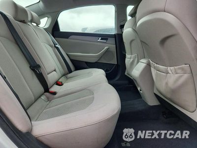 Zdjęcie 10 z 12 samochodu: 2017 HYUNDAI SONATA SE VIN:5NPE24AF8HH483360 - miniatura