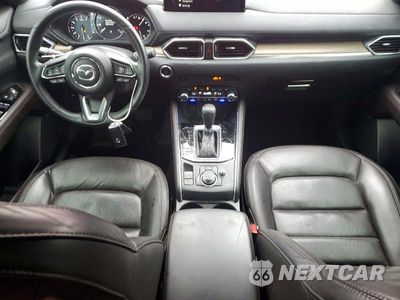 Zdjęcie 8 z 13 samochodu: 2021 MAZDA CX-5 SIGNATURE VIN:JM3KFBEY1M0302010 - miniatura