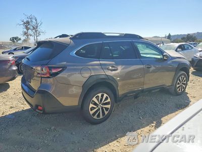Trzecie zdjęcie samochodu z tyłu: 2024 SUBARU OUTBACK PREMIUM VIN:4S4BTAFC2R3147905 - miniatura