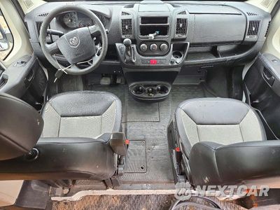 Zdjęcie 8 z 13 samochodu: 2016 RAM PROMASTER 1500 1500 STANDARD VIN:3C6TRVAG3GE114224 - miniatura