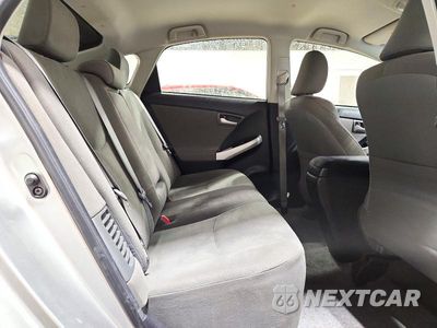 Zdjęcie 10 z 12 samochodu: 2013 TOYOTA PRIUS THREE VIN:JTDKN3DU9D5616992 - miniatura