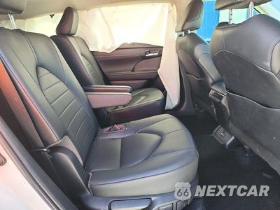 Zdjęcie 11 z 13 samochodu: 2020 TOYOTA HIGHLANDER HYBRID XLE VIN:5TDGARAHXLS500107 - miniatura