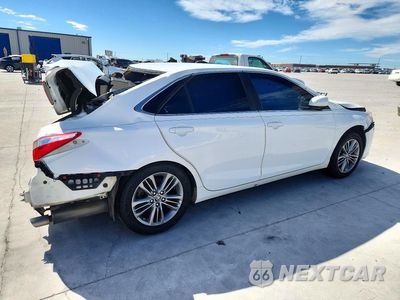 Trzecie zdjęcie samochodu z tyłu: 2016 TOYOTA CAMRY SE VIN:4T1BF1FK0GU217701 - miniatura
