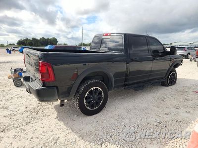 Trzecie zdjęcie samochodu z tyłu: 2026 RAM 2500 POWERWAGON VIN:3C6UR5EJ8TG161967 - miniatura