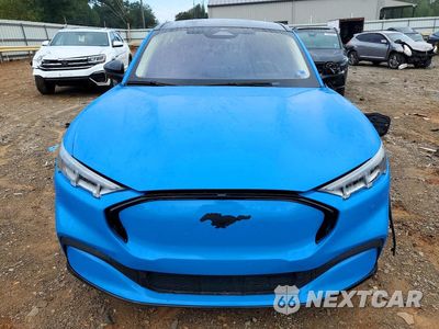 Piąte zdjęcie samochodu w środku: 2023 FORD MUSTANG MACH-E PREMIUM VIN:3FMTK3SU8PMA79039 - miniatura