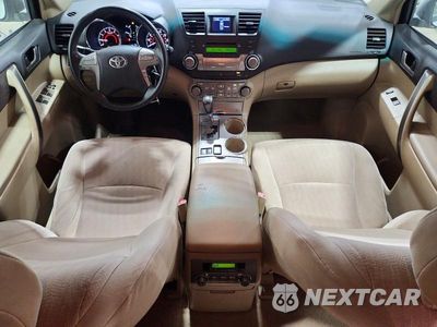 Zdjęcie 8 z 13 samochodu: 2008 TOYOTA HIGHLANDER SPORT VIN:JTEES43AX82046202 - miniatura