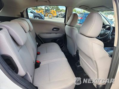Zdjęcie 11 z 14 samochodu: 2018 HONDA HR-V LX VIN:3CZRU5H3XJM723810 - miniatura