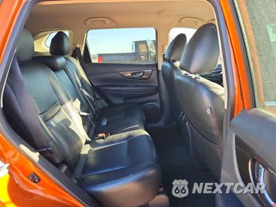 Zdjęcie 11 z 13 samochodu: 2018 NISSAN ROGUE SV VIN:5N1AT2MT0JC805956 - miniatura