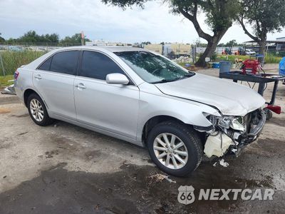 Czwarte zdjęcie samochodu z boku: 2010 TOYOTA CAMRY XLE VIN:4T1BF3EK8AU109413 - miniatura