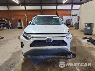 Piąte zdjęcie samochodu w środku: 2024 TOYOTA RAV4 XLE PREMIUM VIN:2T3B6RFV0RW051151 - miniatura