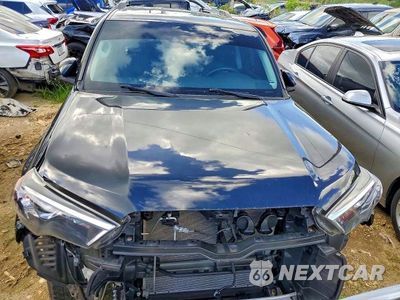 Piąte zdjęcie samochodu w środku: 2023 TOYOTA 4RUNNER SR5 VIN:JTEEU5JR4P5304073 - miniatura