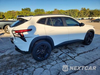 Trzecie zdjęcie samochodu z tyłu: 2026 CHEVROLET TRAX ACTIV VIN:KL77LKEP4TC157781 - miniatura