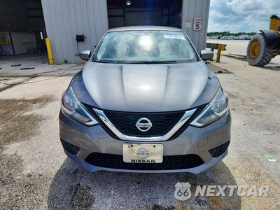Piąte zdjęcie samochodu w środku: 2017 NISSAN SENTRA S VIN:3N1AB7AP1HY229973 - miniatura