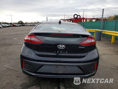 Zdjęcie 6 z 12 samochodu: 2018 HYUNDAI IONIQ SEL VIN:KMHC75LC7JU065526 - miniatura