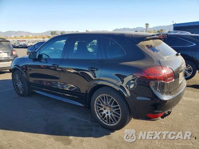 Drugie zdjęcie samochodu z przodu: 2013 PORSCHE CAYENNE GTS VIN:WP1AD2A28DLA74290 - miniatura