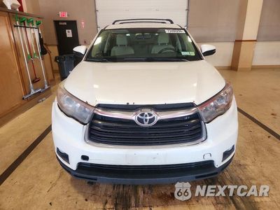 Piąte zdjęcie samochodu w środku: 2016 TOYOTA HIGHLANDER LE PLUS VIN:5TDBKRFH3GS346006 - miniatura