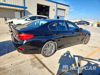 Trzecie zdjęcie samochodu z tyłu: 2018 BMW 530 XI VIN:WBAJA7C56JWC75145 - miniatura