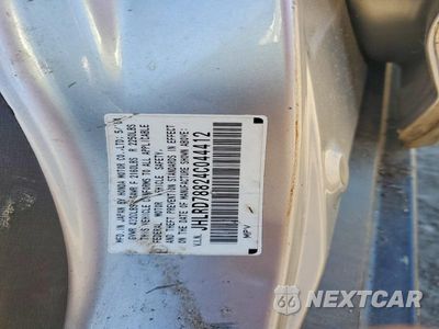 Zdjęcie 13 z 13 samochodu: 2004 HONDA CR-V EX VIN:JHLRD78824C044412 - miniatura