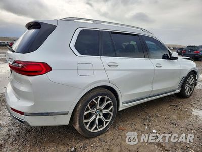 Trzecie zdjęcie samochodu z tyłu: 2020 BMW X7 XDRIVE40I VIN:5UXCW2C00L9A03159 - miniatura