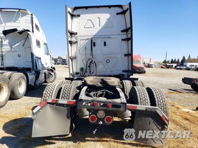 Zdjęcie 6 z 14 samochodu: 2022 FREIGHTLINER CASCADIA 126 SEMI TRUCK VIN:3AKJHHDR4NSMZ0322 - miniatura