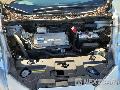 Zdjęcie 11 z 12 samochodu: 2011 NISSAN LEAF SV VIN:JN1AZ0CP5BT008019 - miniatura