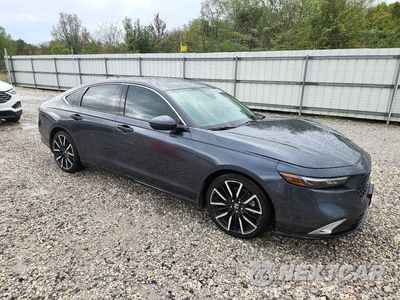 Czwarte zdjęcie samochodu z boku: 2025 HONDA ACCORD TOURING HYBRID VIN:1HGCY2F81SA009125 - miniatura