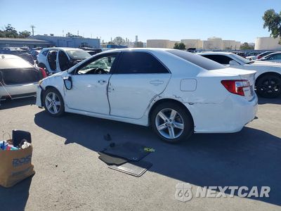 Drugie zdjęcie samochodu z przodu: 2014 TOYOTA CAMRY SE VIN:4T1BF1FK2EU772033 - miniatura