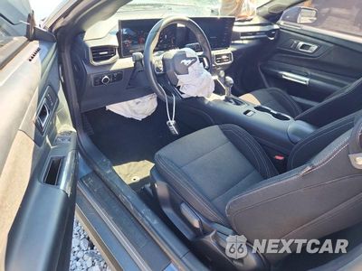 Zdjęcie 8 z 12 samochodu: 2024 FORD MUSTANG VIN:1FA6P8TH2R5110348 - miniatura