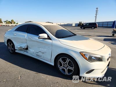 Czwarte zdjęcie samochodu z boku: 2018 MERCEDES-BENZ CLA 250 VIN:WDDSJ4EB4JN583240 - miniatura
