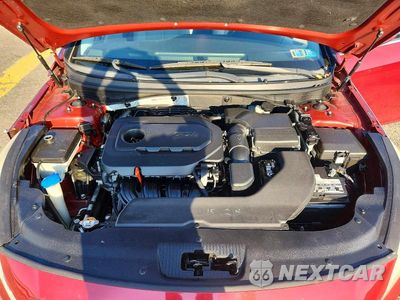 Zdjęcie 11 z 12 samochodu: 2015 HYUNDAI SONATA SE VIN:5NPE24AF4FH177589 - miniatura