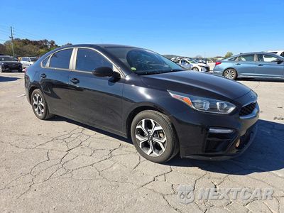Czwarte zdjęcie samochodu z boku: 2021 KIA FORTE LXS VIN:3KPF24AD6ME357175 - miniatura