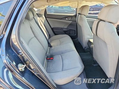 Zdjęcie 10 z 13 samochodu: 2017 HONDA CIVIC LX VIN:2HGFC2F57HH505915 - miniatura