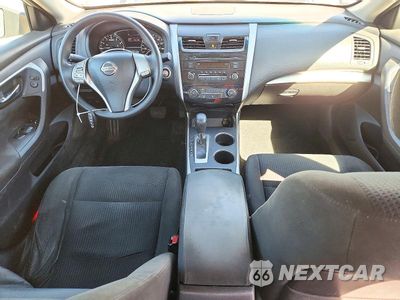 Zdjęcie 8 z 12 samochodu: 2015 NISSAN ALTIMA 2.5 VIN:1N4AL3AP1FC203520 - miniatura