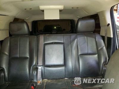 Zdjęcie 10 z 13 samochodu: 2013 CHEVROLET SUBURBAN K1500 LT VIN:1GNSKJE71DR135169 - miniatura